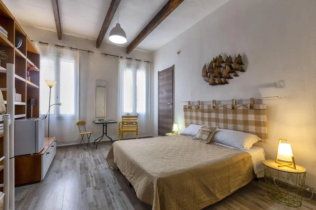Room, B&B Alguer, Alghero