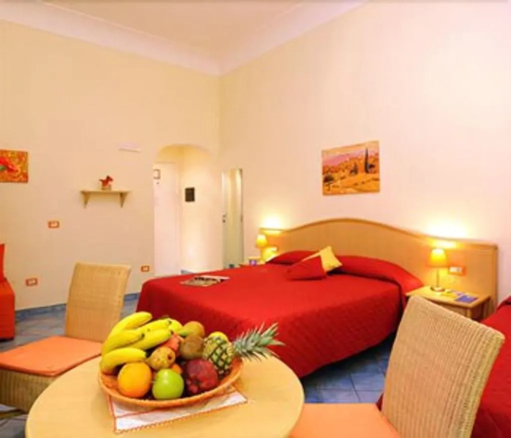 Room, Sharon House, Naples