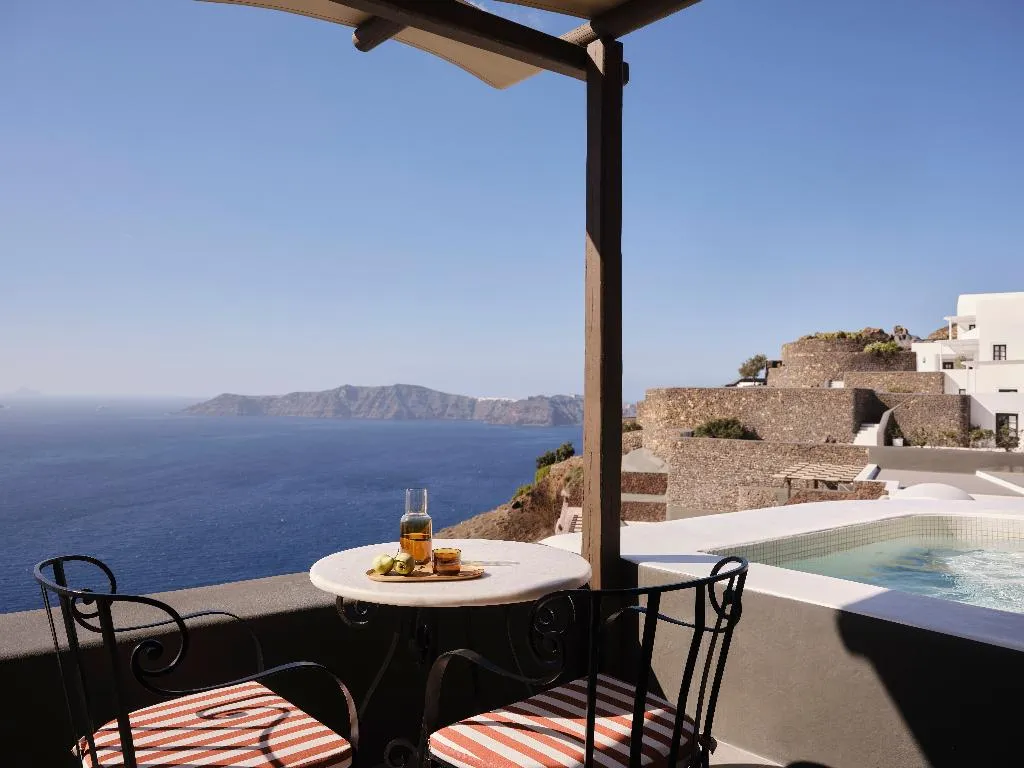SUITE SEA VIEW HONEYMOON Room, San Antonio, Santorini