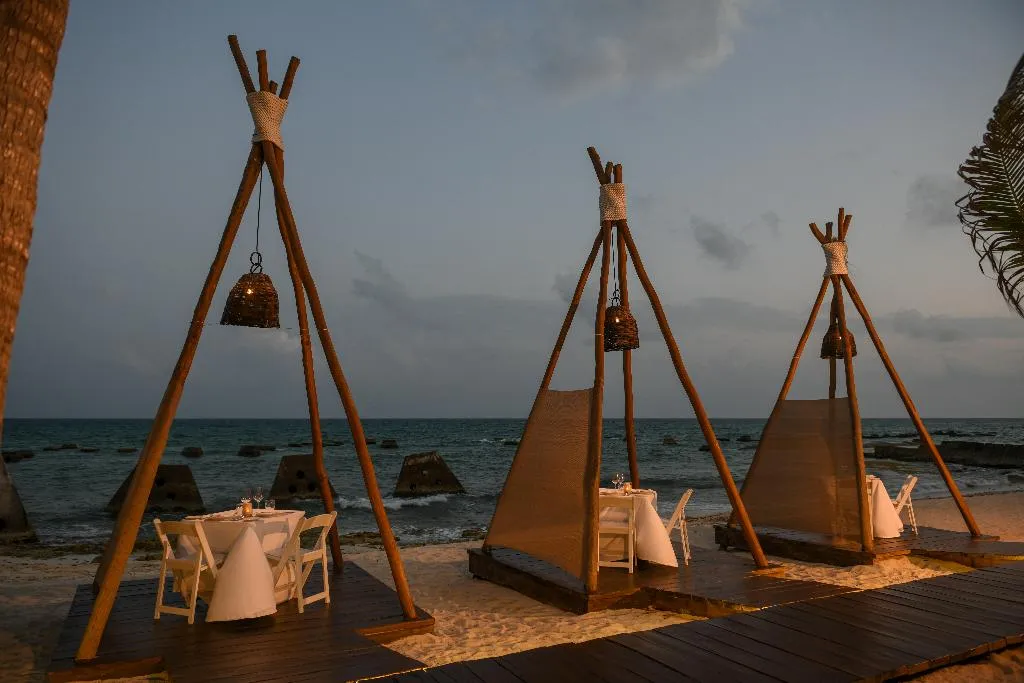 Beach, El Dorado Royale Spa Resort - All Inclusive, Cancun Area
