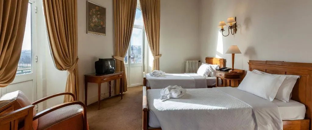 Double or Twin SUPERIOR Room, Astoria - Coimbra, Madeira