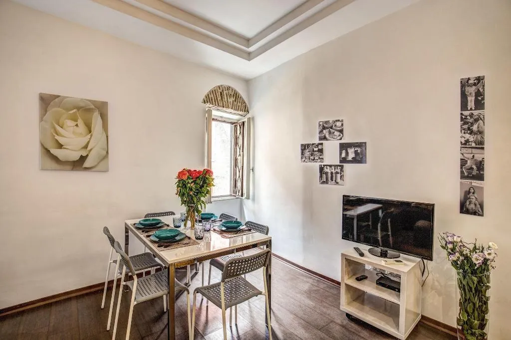 Room, Tree Charme Trilussa, Rome