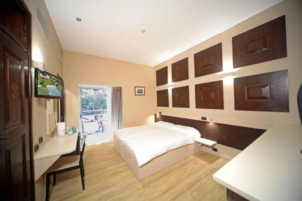 Double or Twin STANDARD Room, La Paül, Milan