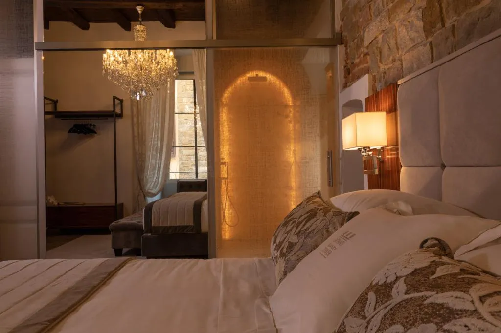 SUITE DELUXE ONE BEDROOM Room, Donati Luxury Tower, Florence