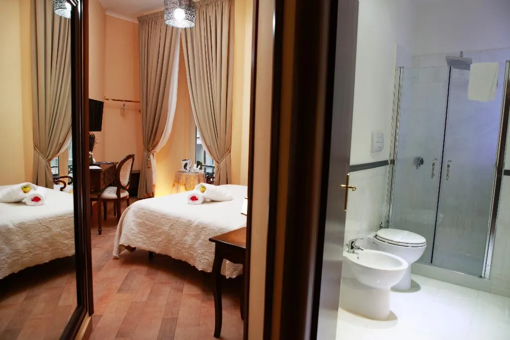 DOUBLE DELUXE Room, Lanfipe Palace, Naples