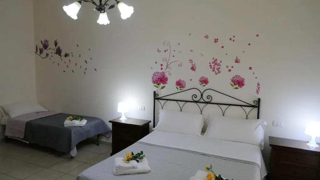 Room, B&B Dimora Cirillo, Naples