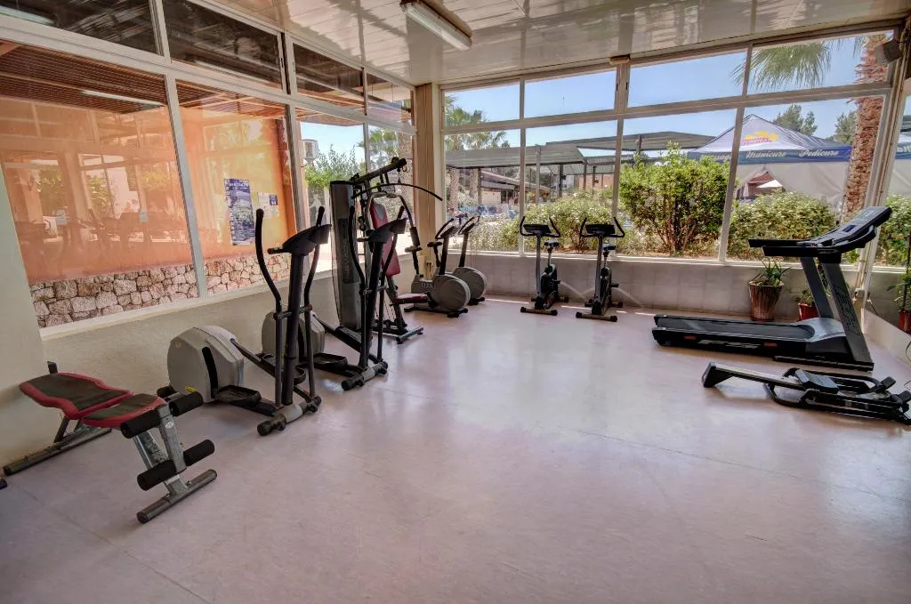 Sports and Entertainment, AzuLine Hotel Bergantin, Ibiza
