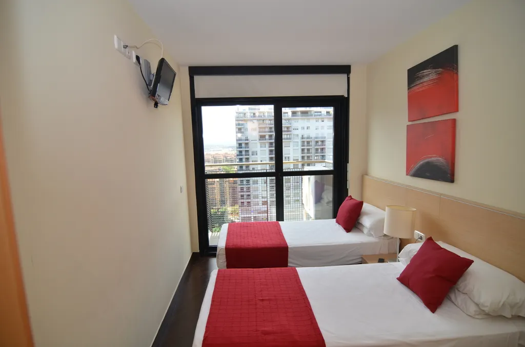 APARTMENT TWO BEDROOMS Room, Valencia Rental, Valencia
