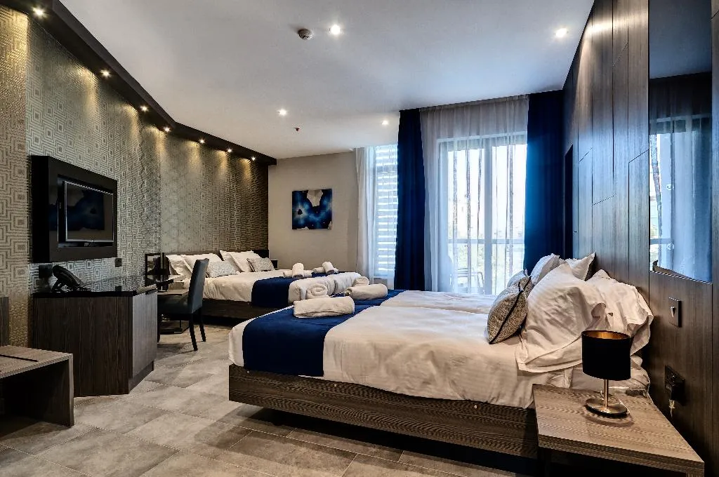 Double or Twin DELUXE Room, The District Hotel, Malta