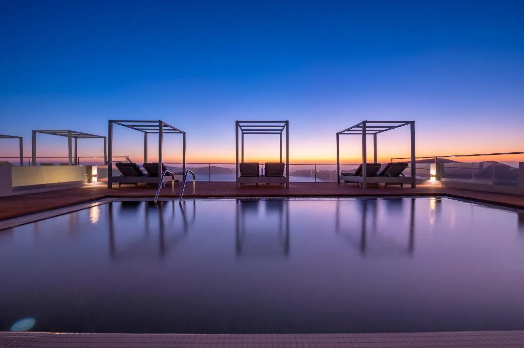 General view, Gizis Cliffside Suites, Santorini