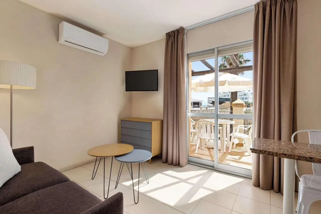 SUITE CLASSIC Room, Ramada Hotel & Suites By Wyndham Costa Del Sol, Costa Del Sol