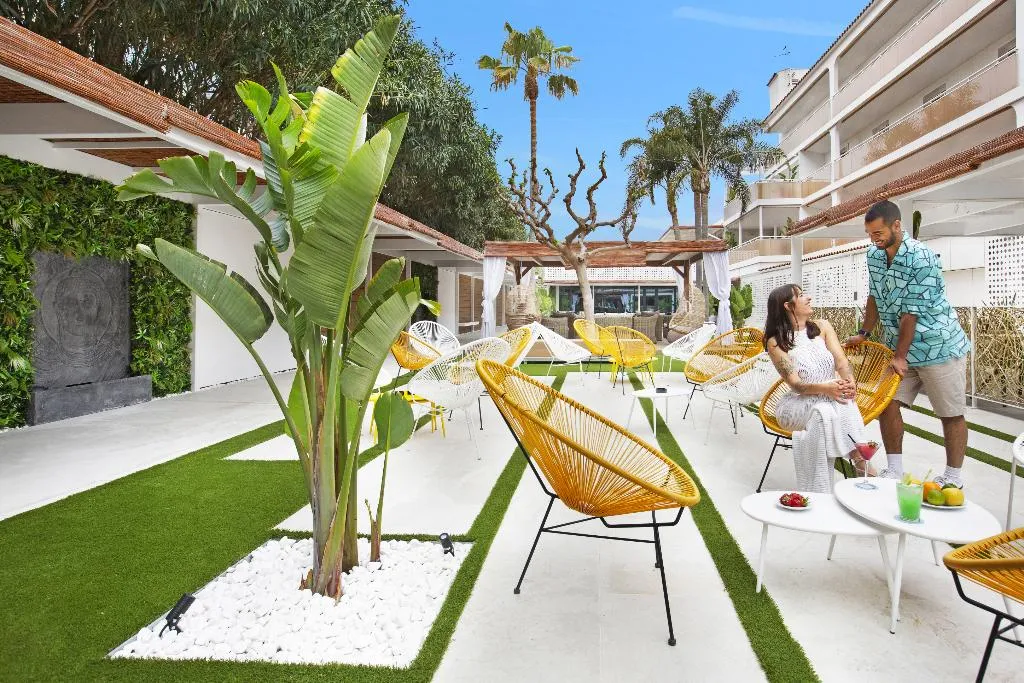 Terrace, Sumus Monteplaya, Costa Brava