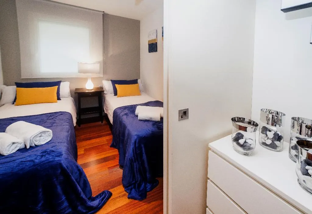 APARTMENT CAPACITY 3 Room, Victoria City Center, Barcelona