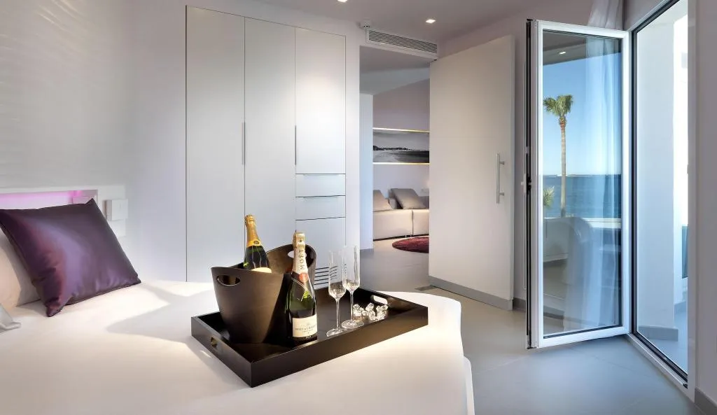 SUITE ONE BEDROOM Room, Hotel Garbi Ibiza & Spa, Ibiza