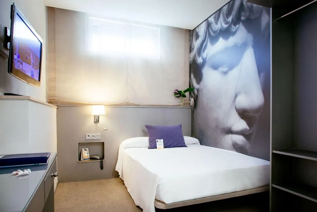 Room, Globales Acis & Galatea Hotel, Madrid