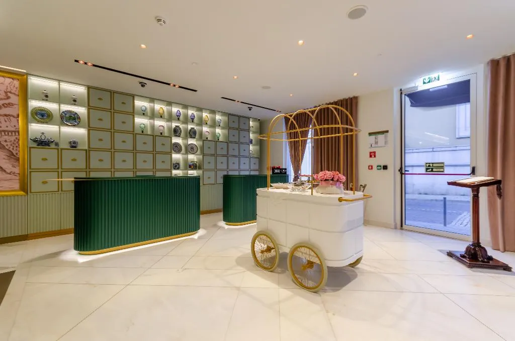 Lobby, The Emerald House Lisbon, Curio Collection by Hilt, Lisbon