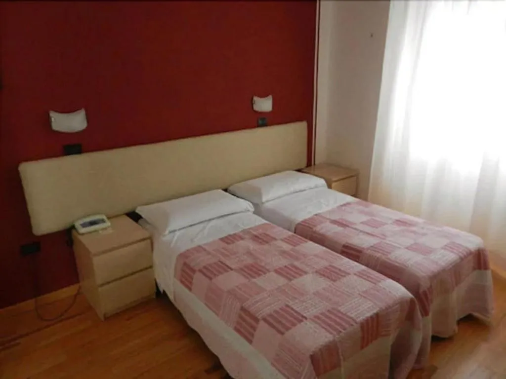 Room, Hotel Paradiso, Perugia