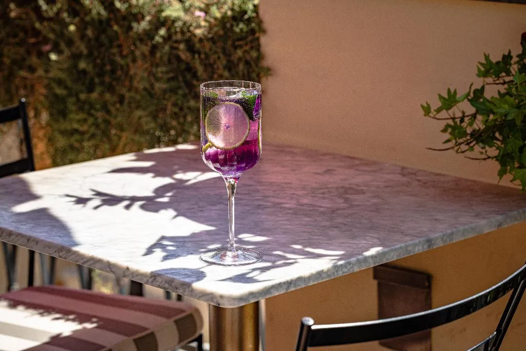 Bar, 9 Hotel Cesari, Rome