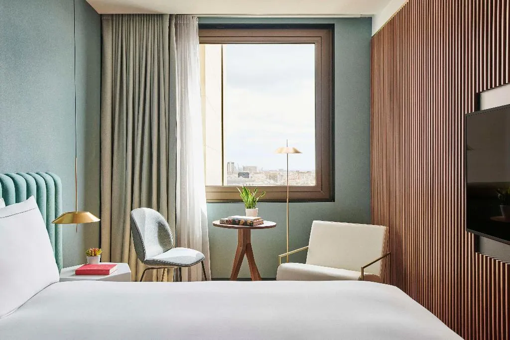 Room, Grand Hyatt Barcelona, Barcelona