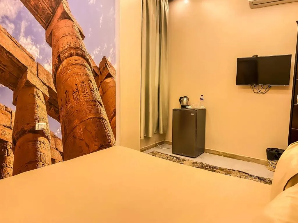 DOUBLE SUPERIOR NON SMOKING Room, Giza Pyramids Inn, Cairo