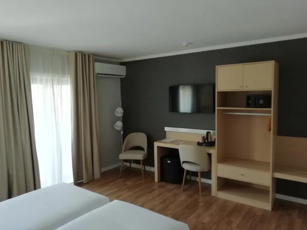 FAMILY ROOM STANDARD Room, ClipHotel Gaia Porto, Porto