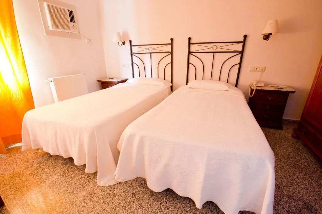 Room, Hostal Nueva Andalucía, Andalucia