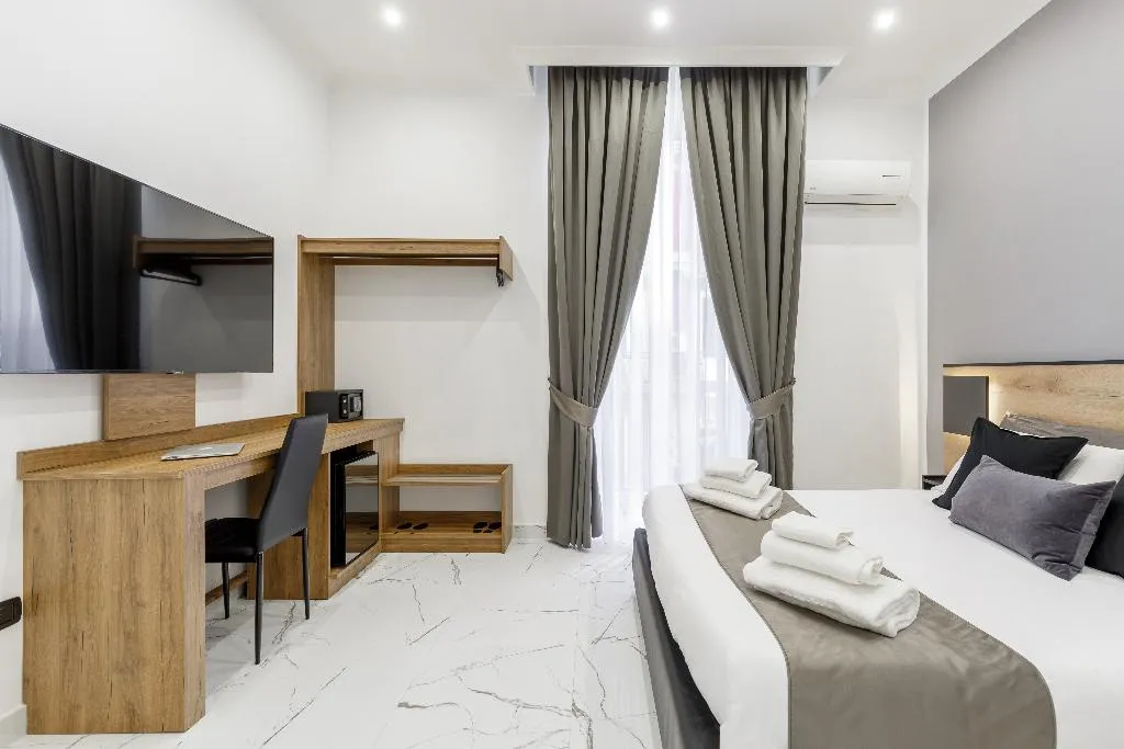 DOUBLE SUPERIOR Room, Sant'Angelo Suites, Naples