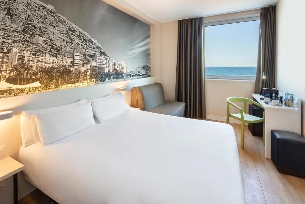 DOUBLE STANDARD Room, B&B Hotel Alicante, Costa Blanca