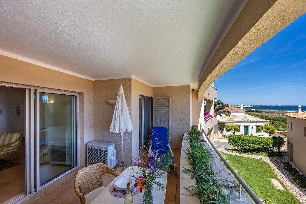 APARTMENT ONE BEDROOM WITH AIR CONDITIONING Room, Vila Palmeira, Algarve