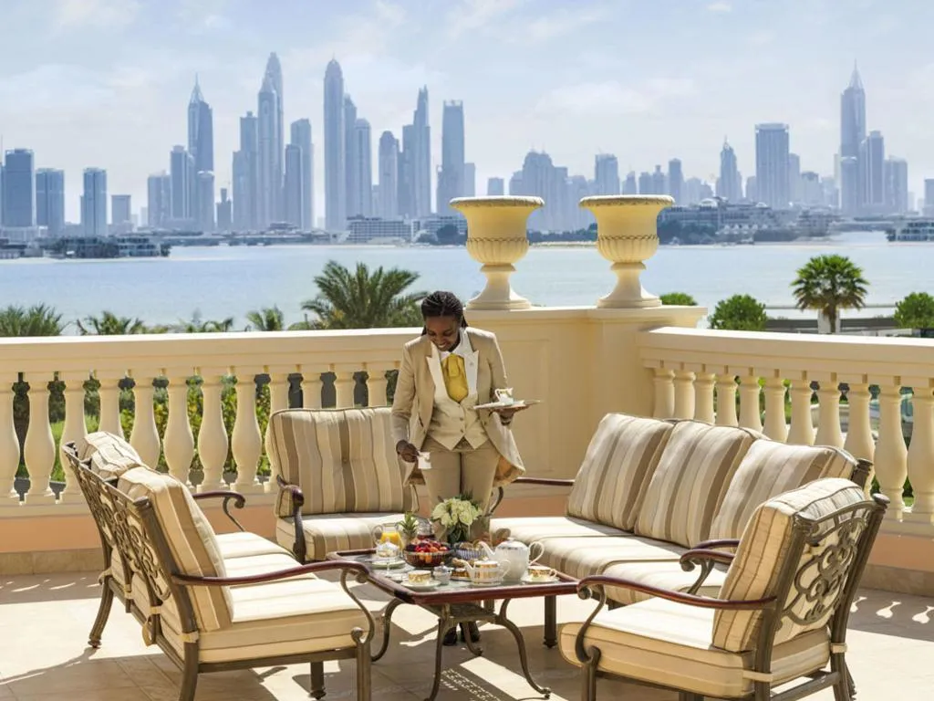 Room, Raffles The Palm Dubai, Dubai