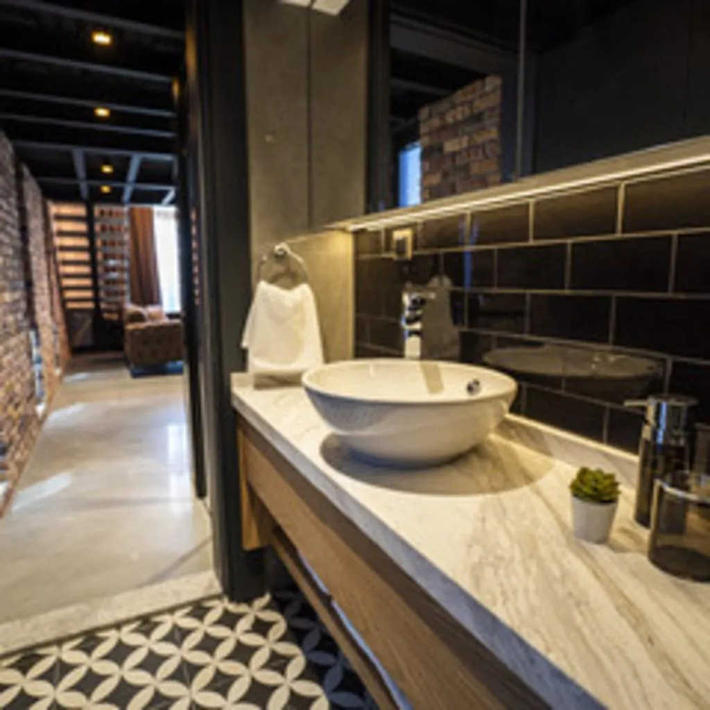 Room TWO KING BEDS Room, Ayayorgi̇ Homes & Hotels, Izmir