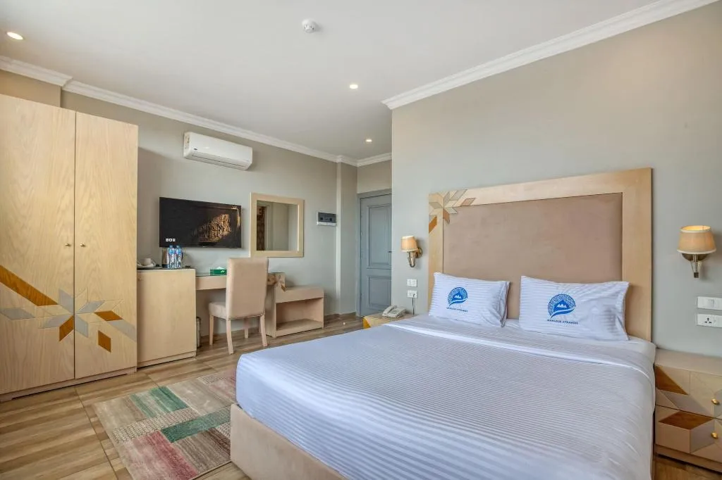 Room, Mamluk Pyramids Hotel, Cairo