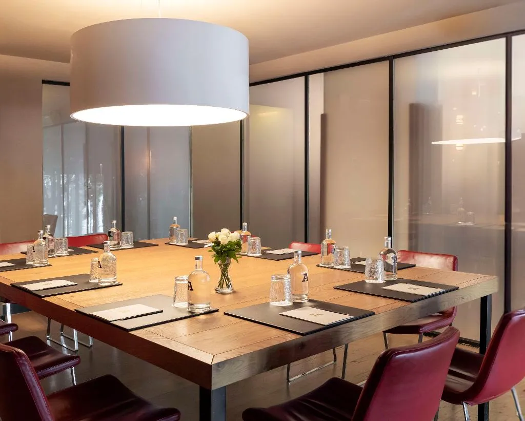 Restaurant, Alexandra Barcelona, Curio Collection by Hilton, Barcelona