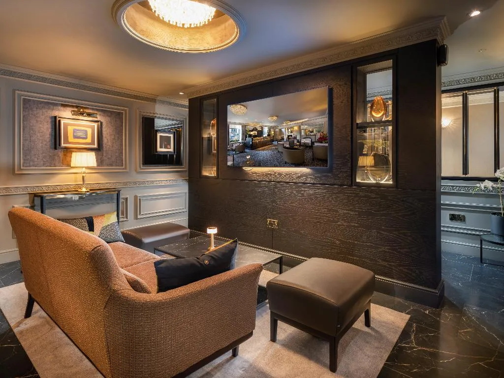 Lobby, Cassidys, Dublin
