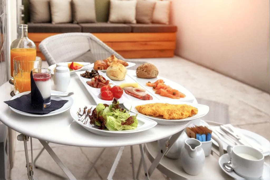 DOUBLE SUPERIOR WITH VIEWS Room, Lisboa Pessoa Hotel, Lisbon