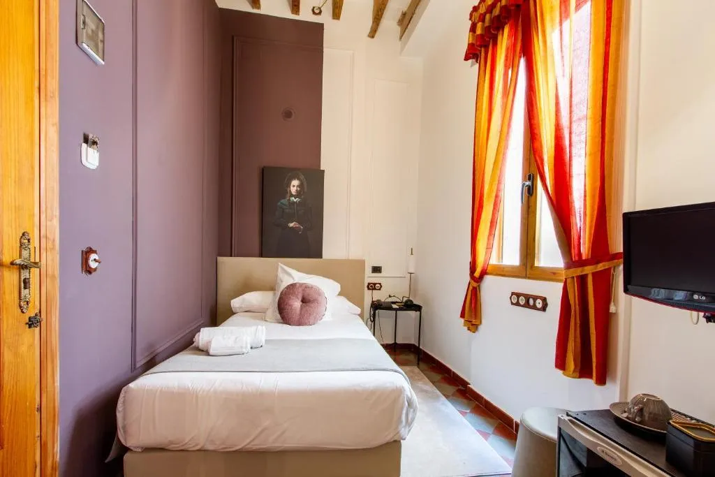 SINGLE STANDARD Room, Les Monges Palace, Costa Blanca