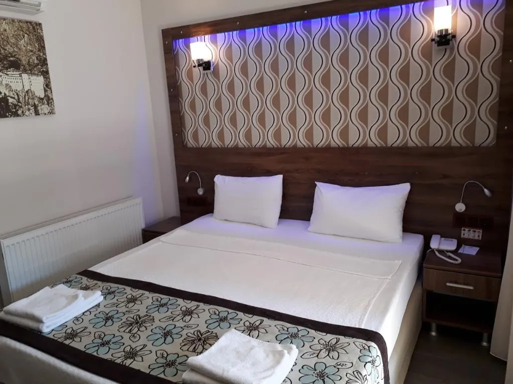 Room, Dolphin Apart, Dalaman