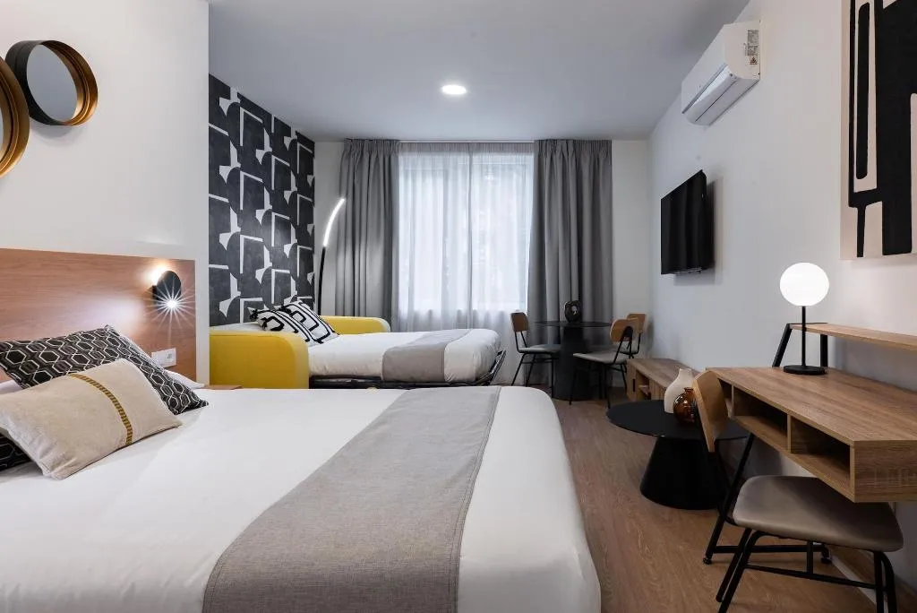 Room, Smartr Valencia Turia, Valencia