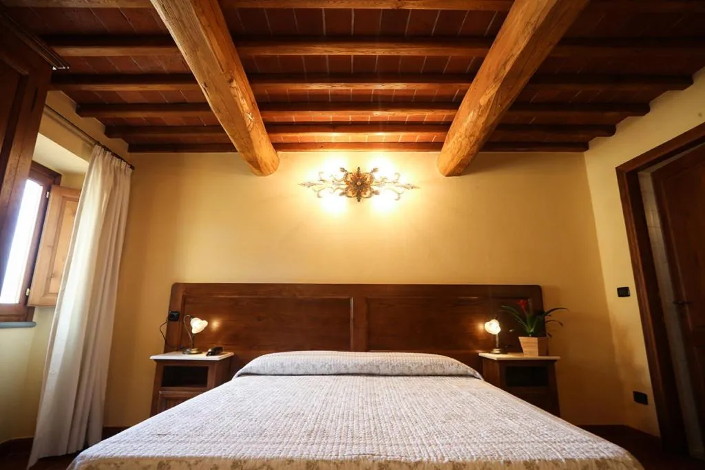 General view, Palazzo Graziani, Florence