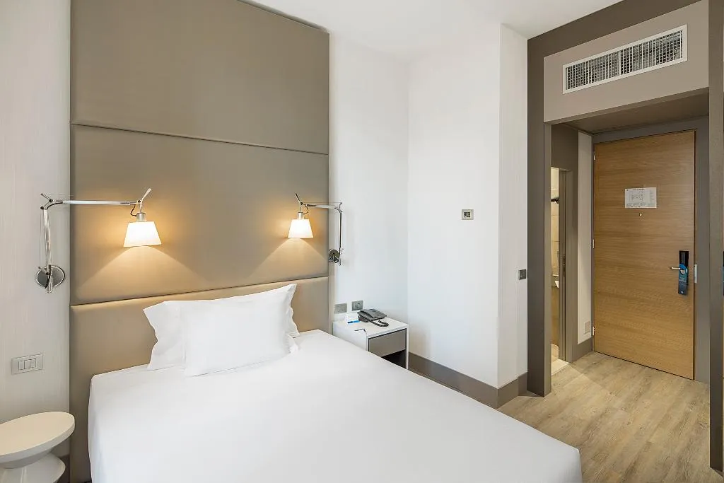 DOUBLE SUPERIOR Room, NH Collection Milano Touring, Milan