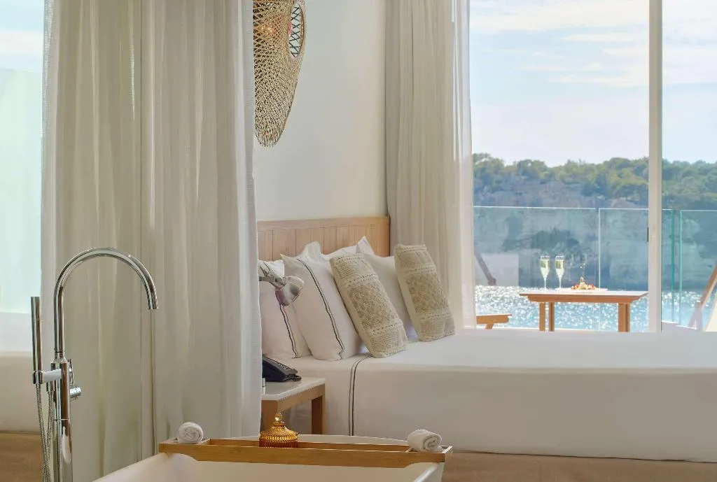 Room, Meliá Cala Galdana, Menorca