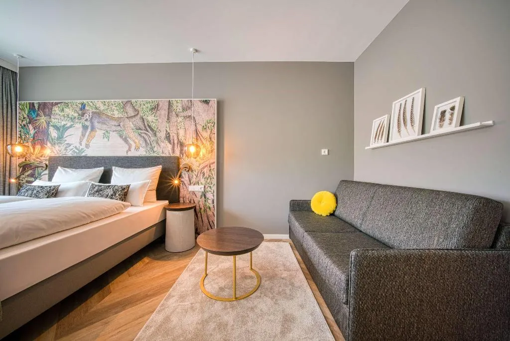 DOUBLE COMFORT Room, Vienna House Easy by Wyndham Amsterdam Airport, Amsterdam