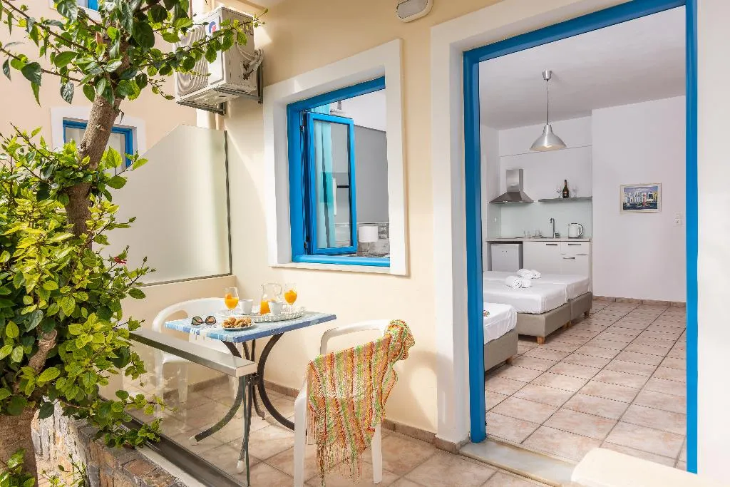 STUDIO SUPERIOR CAPACITY 3 Room, Nana Angela Apartments, Crete