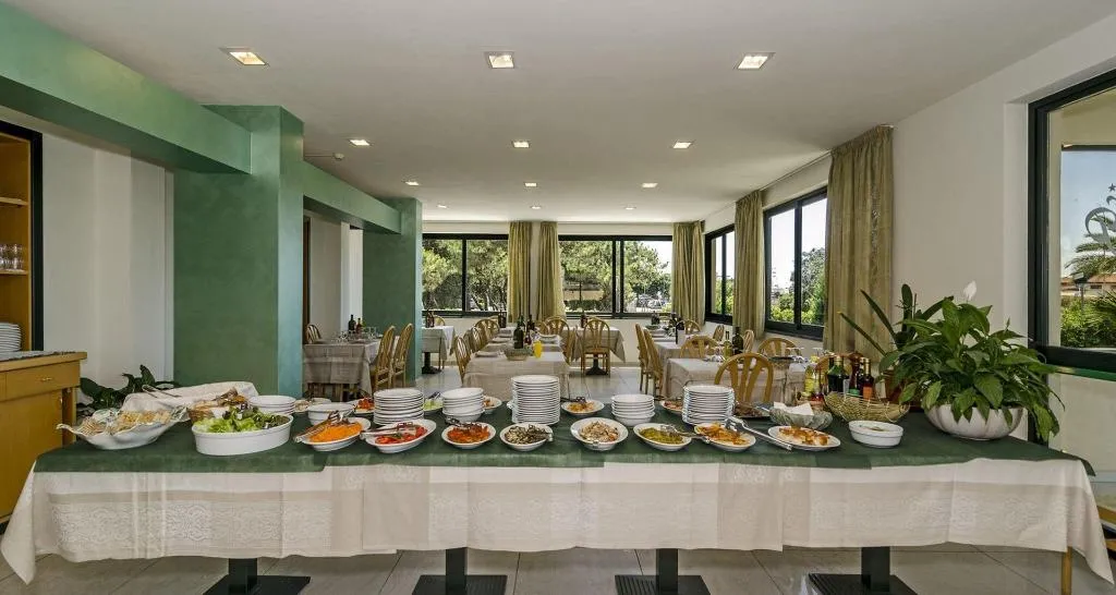 Restaurant, Hotel Paris, Florence