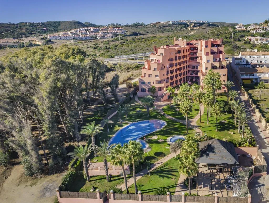 Pool, Don Juan Beach Resort, Costa Del Sol