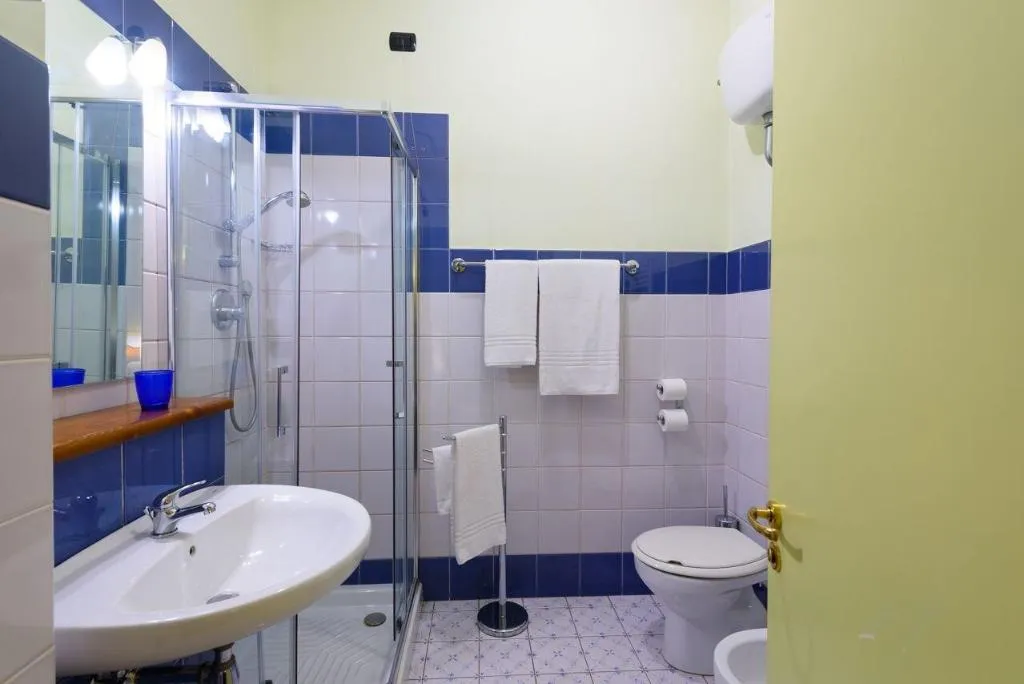 Room, Mergellina, Naples