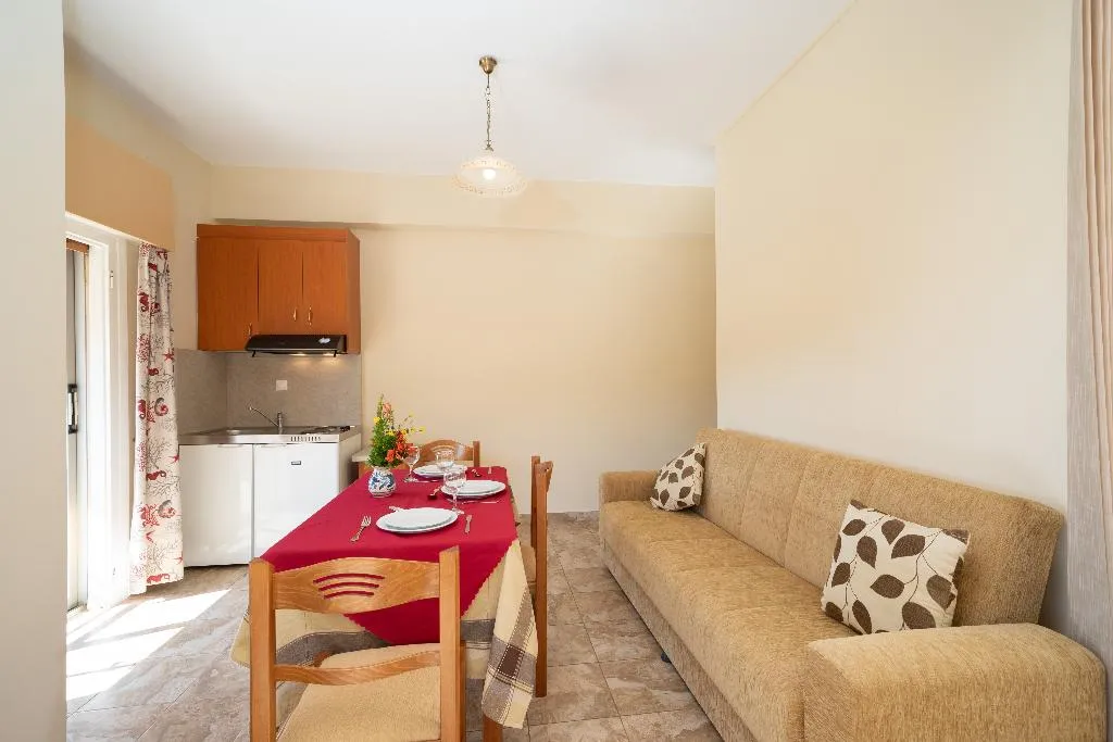 FAMILY ROOM STANDARD Room, Lorenzo House Apartments, Kefallinia