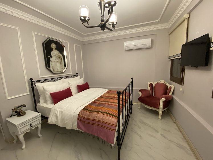 Villa Ephesus, Izmir