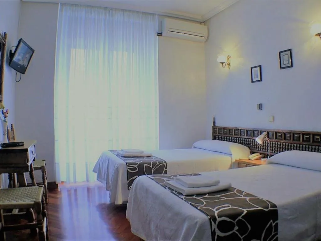 General view, Hostal Esmeralda, Madrid