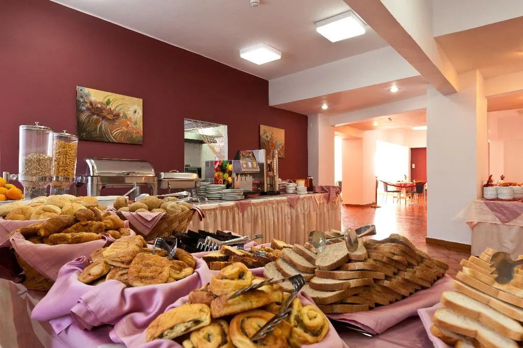 Restaurant, Europa Hotel rooms & Studios, Rhodes